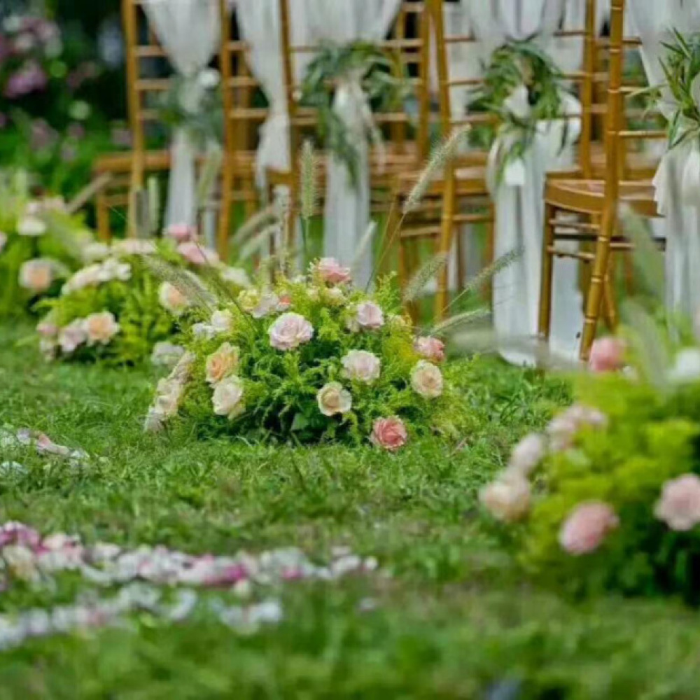 Outdoor Furniture Rental For Party - Cadeira Elegante de Bambu Dourado em